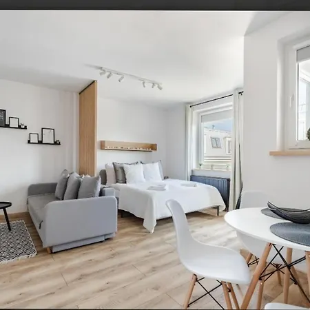 Apartment D'ali Daleka Poznan
